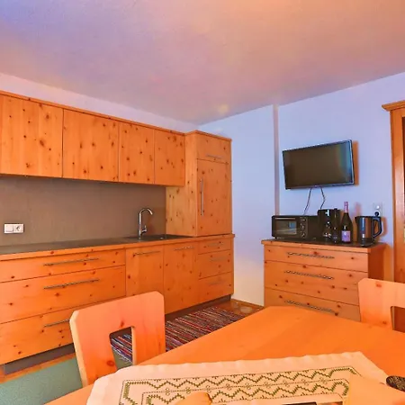 Ferienhaus Donneralm Apartmán Neustift im Stubaital